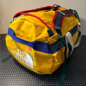 The North Face Large Duffle limited color
